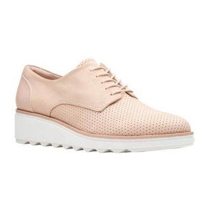 Clarks Sharon Crystal Blush Nubuk Oxford